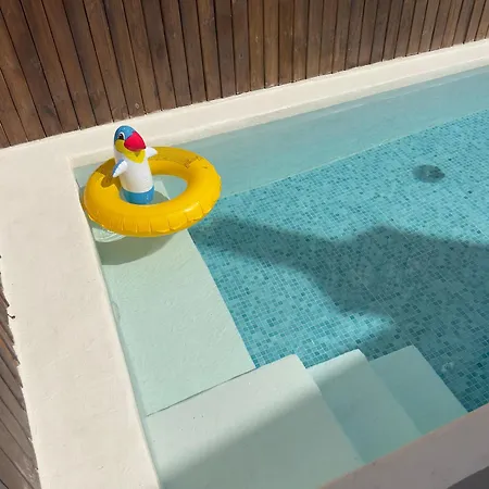 Bajo Junto Al Rio Del Castillo, Piscina & Barbacoa * بونفيراذا